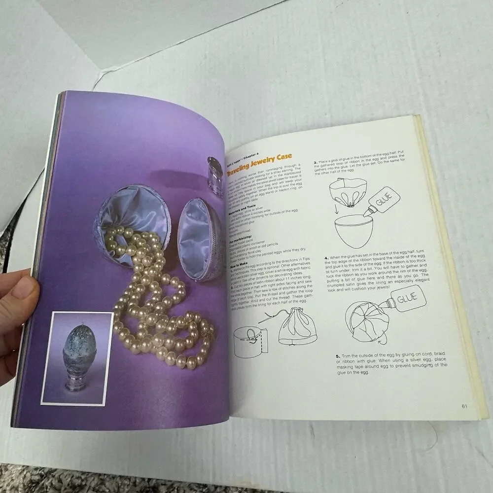 The L'eggs Idea Book Craft Instructions Patterns Projects Alexandra Eames 1976